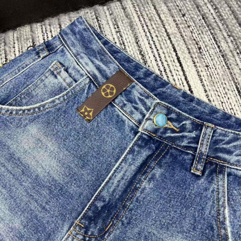 l0vis Vvtt0n jeans
